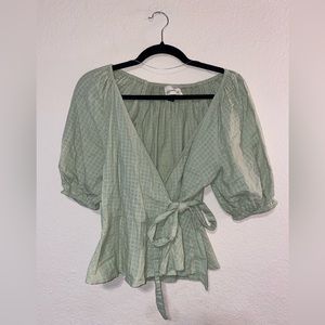 Puff sleeve blouse